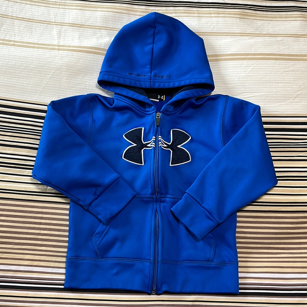 Under Armor sweatshirt for boys